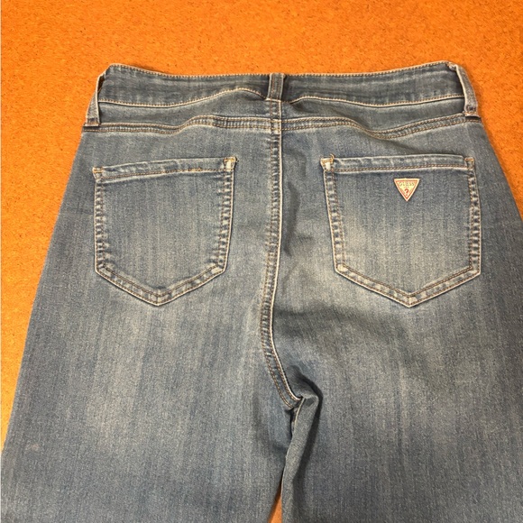 Guess Men's Blue Straight Jeans - Picture 7 of 9